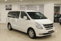 Hyundai Grand Starex, 8 мест, белый. От 750 р./час